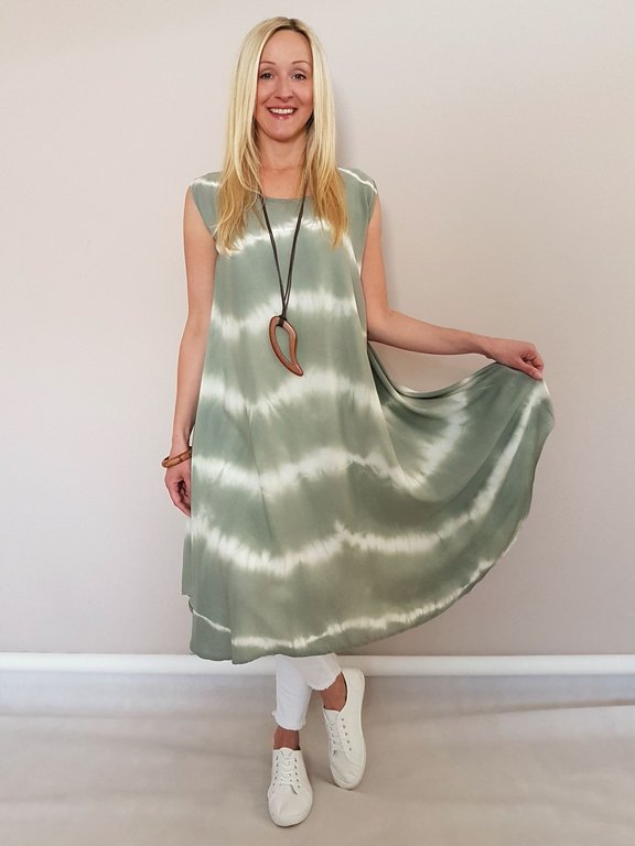 Heppy Sommer Kleid Batik Gr.46 grün ITALY