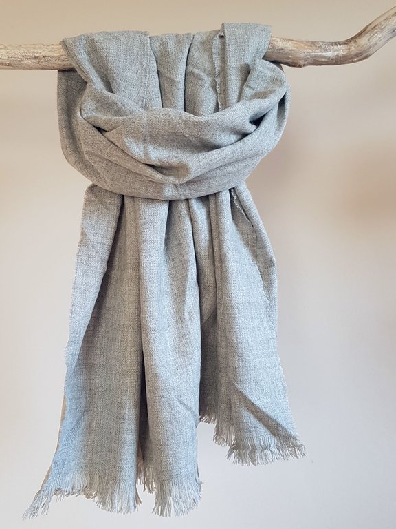 Winter Schal für Damen & Herren mit Tasche grau