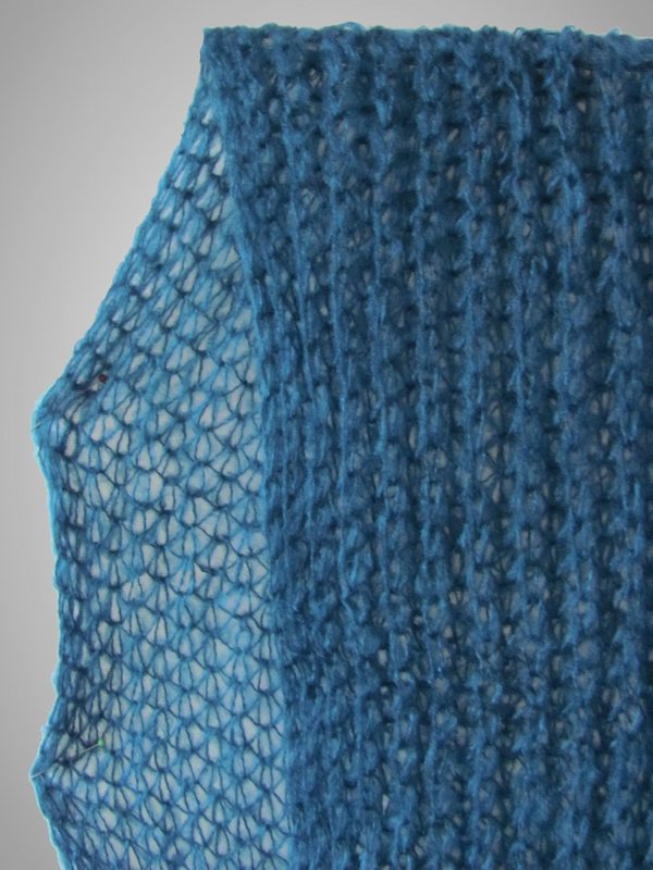 Winter Strick Schal mit Ajour - blau